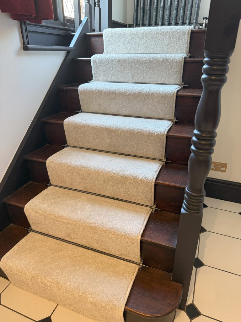 20250613_140937602_iOS