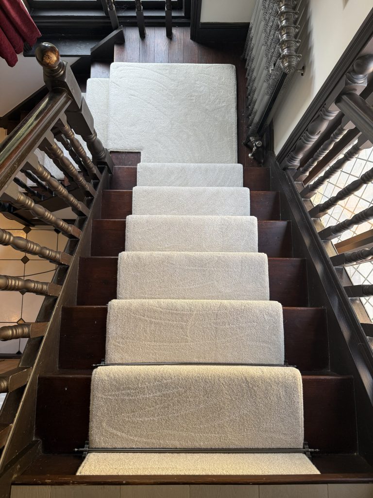 20250613_140646604_iOS