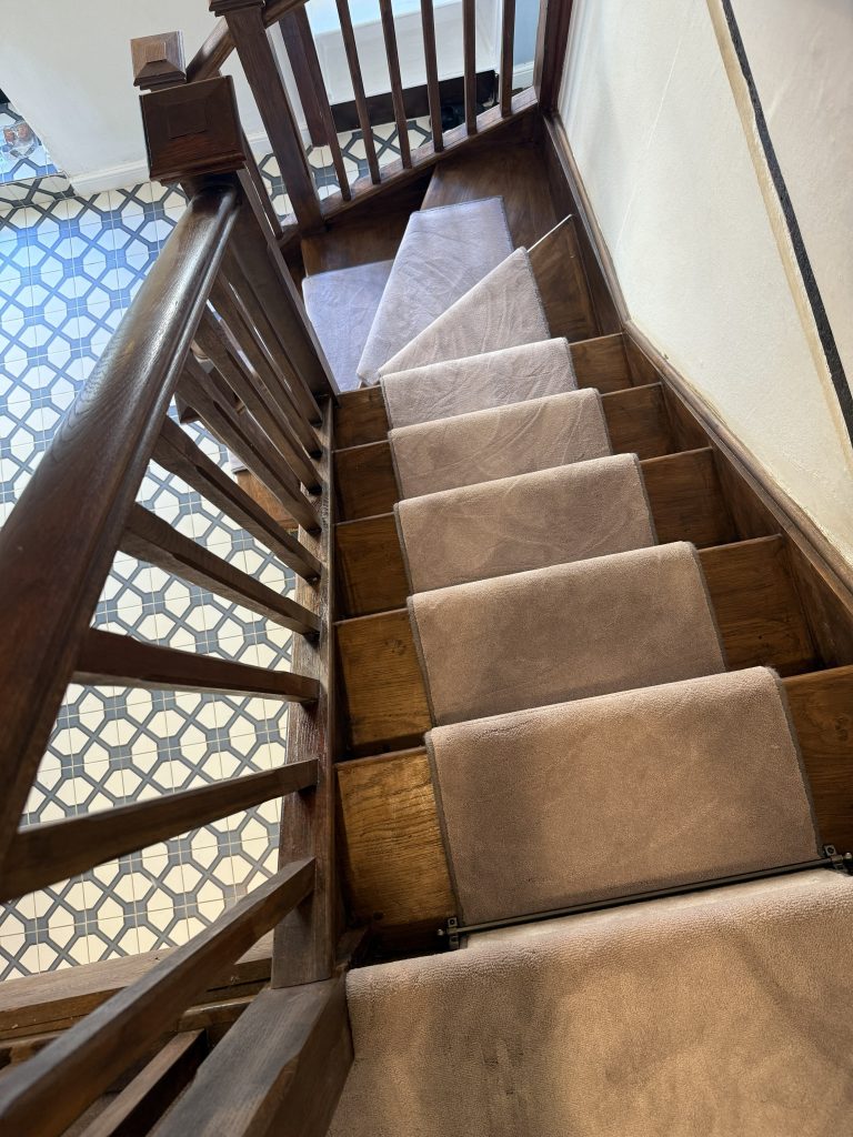 20250616_152733079_iOS