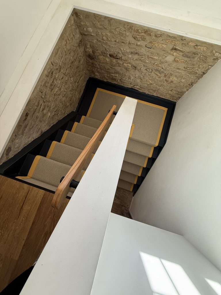 20251118_121506643_iOS