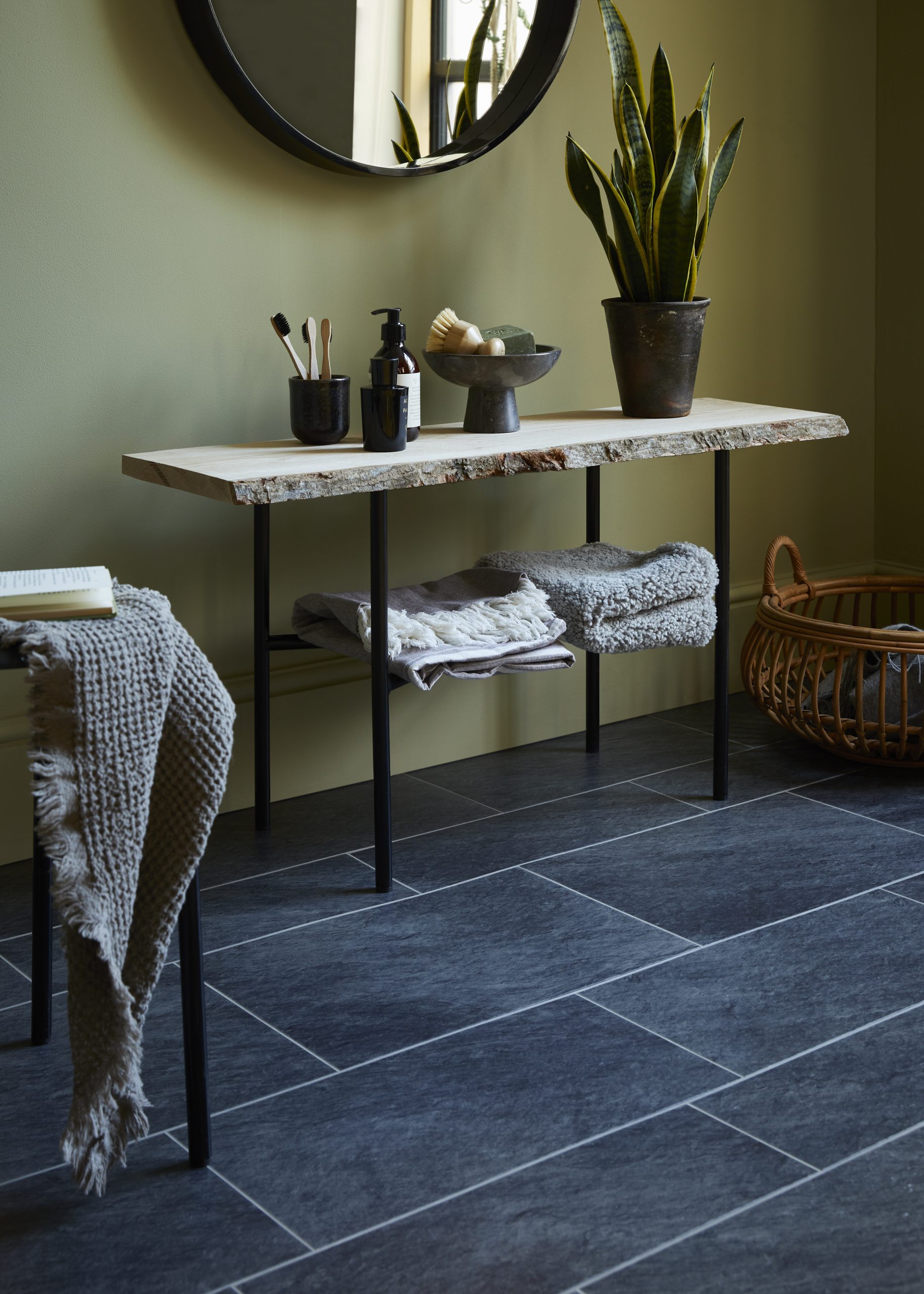 Amtico Signature Kentmere Slate random stone floor in bathroom setting