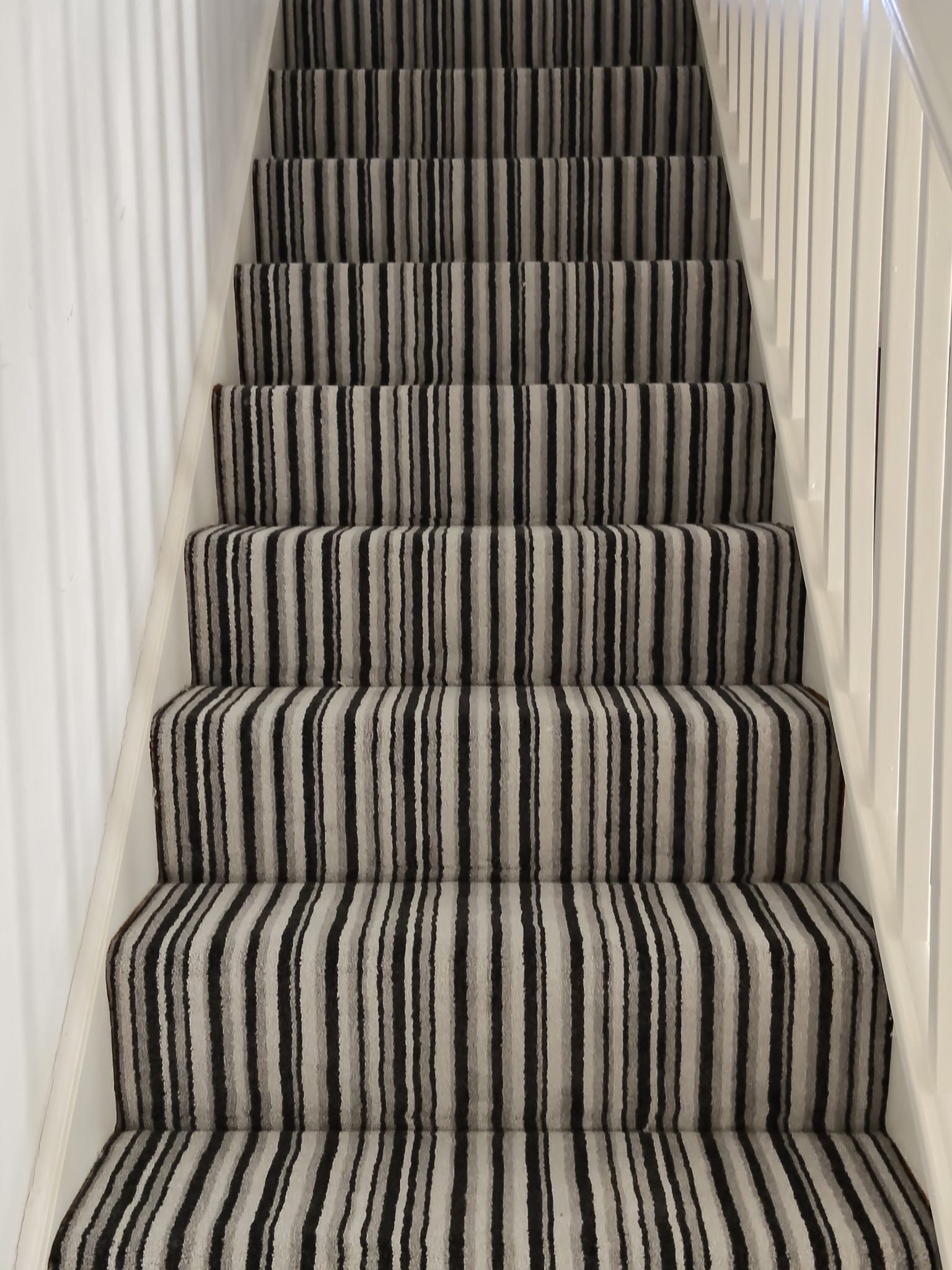 Fairfield Design Paraline Mist carpet close up